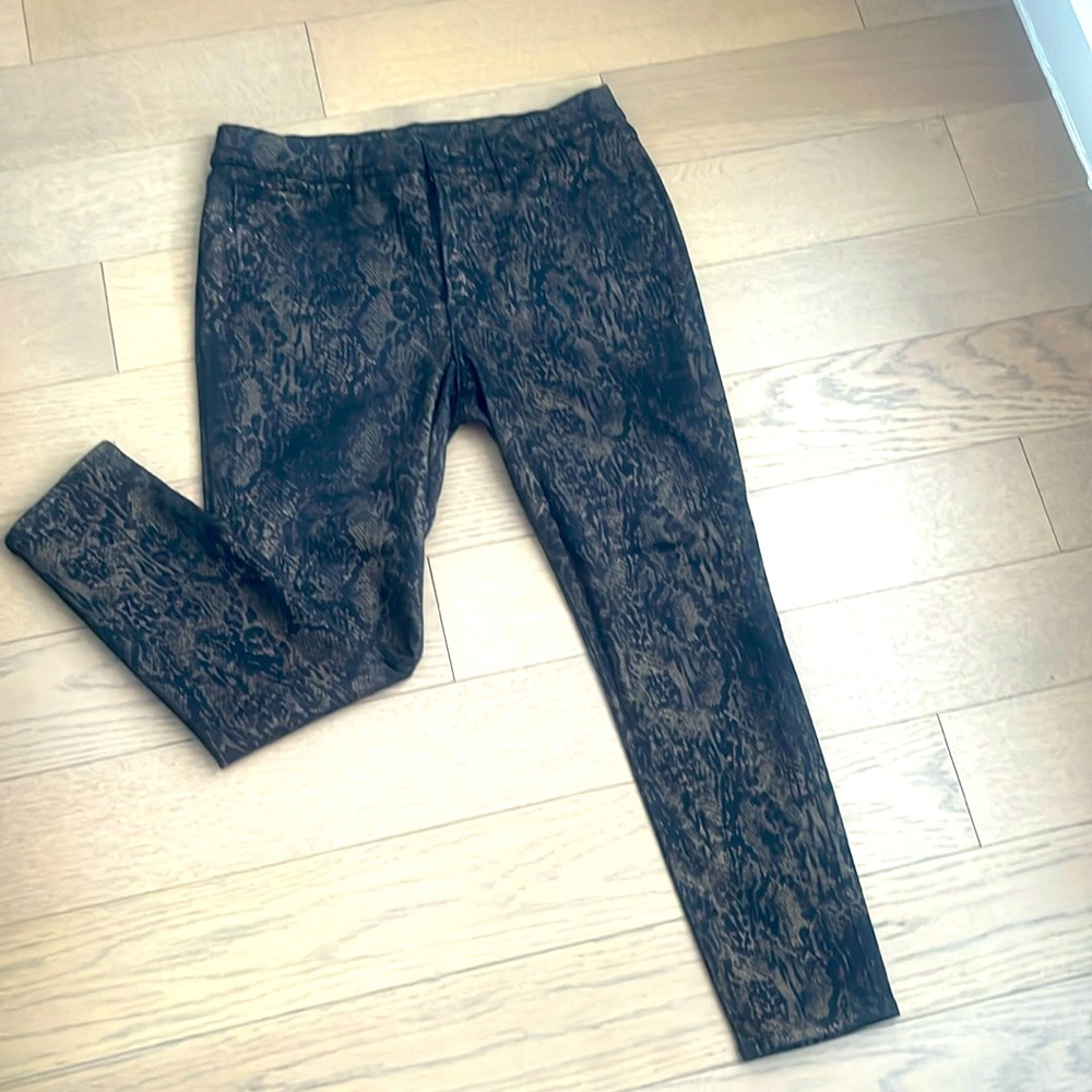 EXPRESS Black & Gold metallic skinny pant - Picture 3 of 7